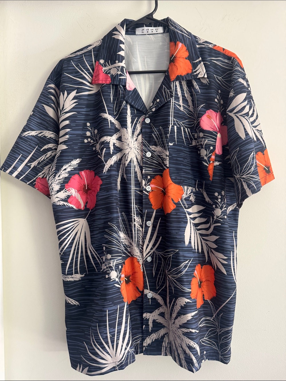 Men's Tropical Floral Short-Sleeve Hawaiian Shirt